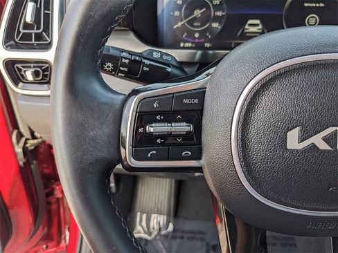 Certified 2023 Kia Sorento SX image 32