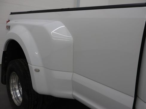 Used 2020 Ford F350 Lariat w/ Lariat Ultimate Package image 31