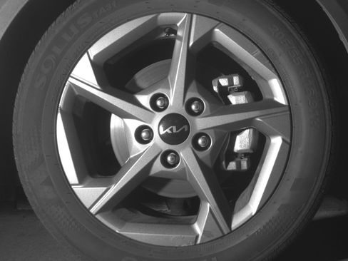 Used 2025 Kia K4 FWD image 13