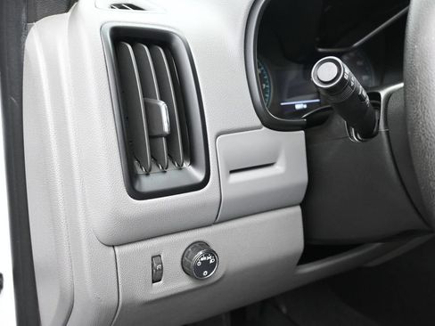 Used 2020 GMC Canyon 2WD Crew Cab w/ Convenience Package image 13