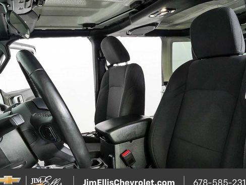 Used 2023 Jeep Wrangler Unlimited Sport AWD/4WD image 5