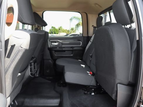 Used 2019 RAM 2500 Big Horn AWD/4WD image 37
