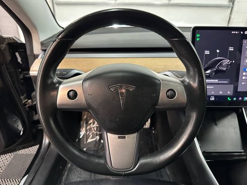 Used 2018 Tesla Model 3 Long Range RWD image 14