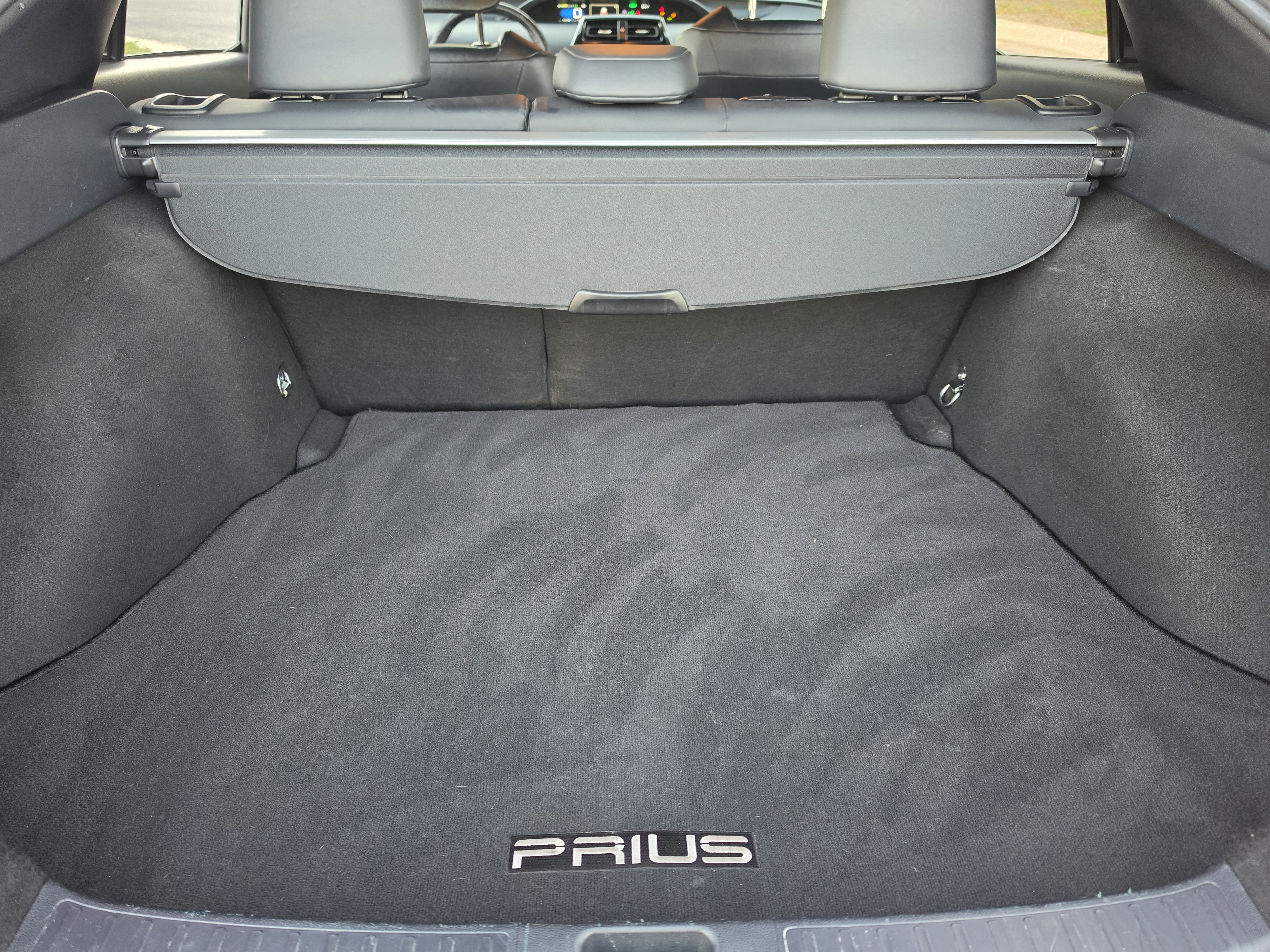 Used 2016 Toyota Prius Four FWD image 11