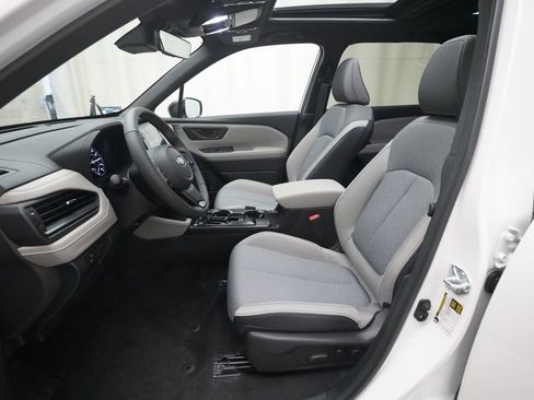 Certified 2026 Subaru Forester Premium image 7