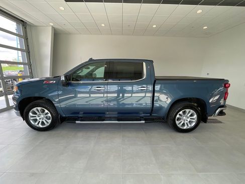 Used 2024 Chevrolet Silverado 1500 LTZ AWD/4WD image 2