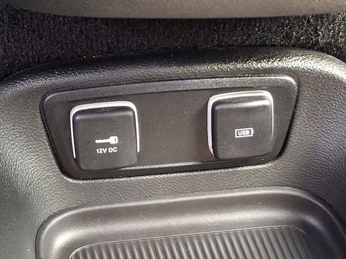 Used 2020 Chrysler Pacifica Touring-L Plus w/ S Appearance Package FWD image 24