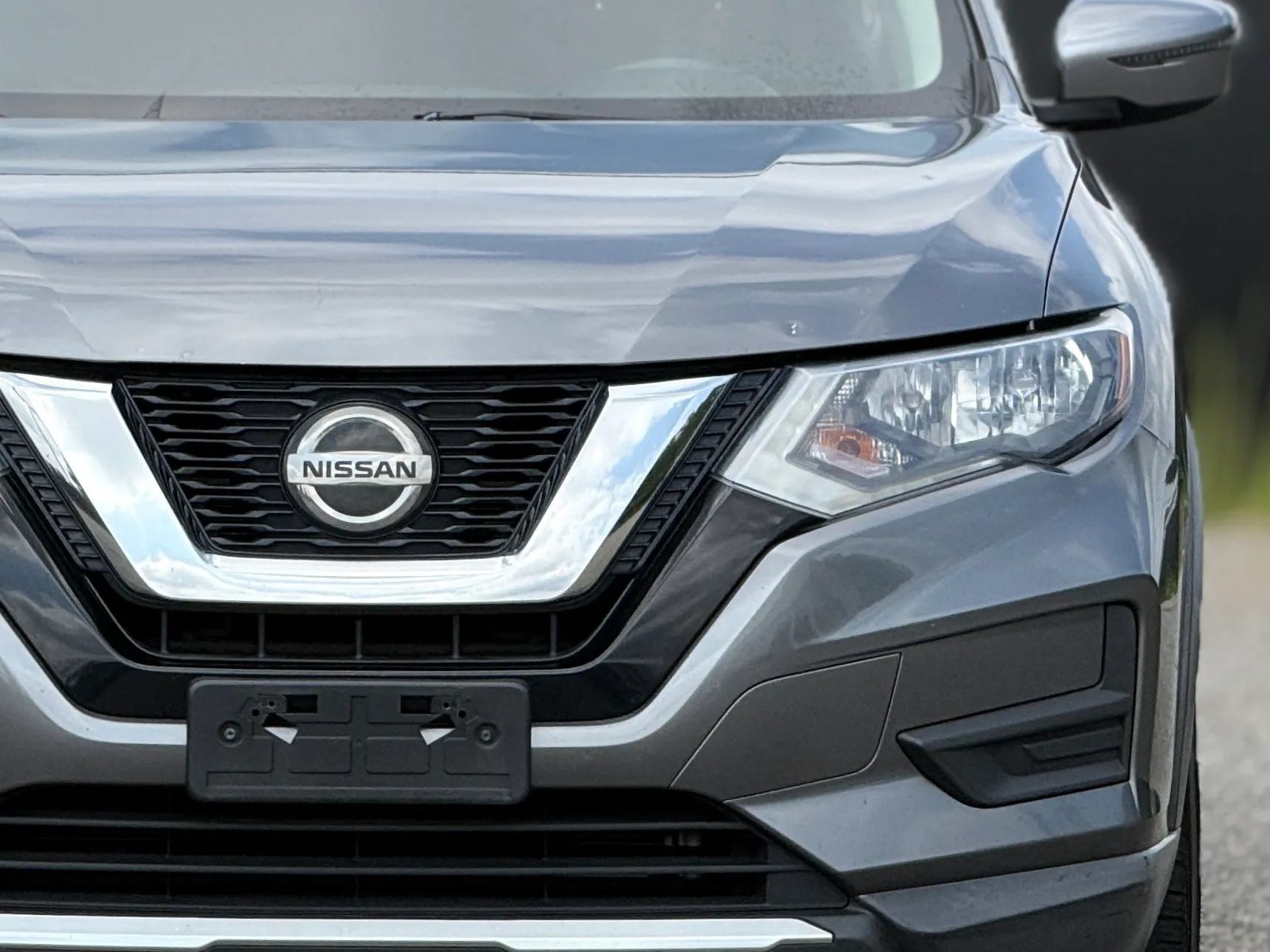 Used 2020 Nissan Rogue S w/ Special Edition Package AWD/4WD image 12