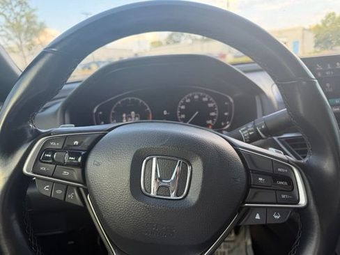 Used 2022 Honda Accord Sport image 13