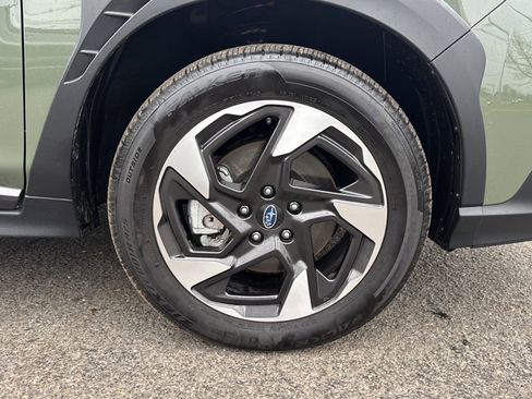 Certified 2025 Subaru Crosstrek 2.5i Limited image 41