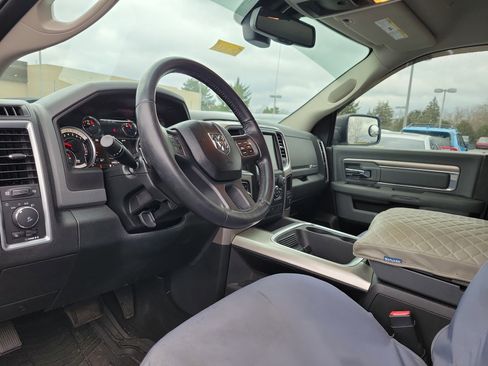 Used 2017 RAM 1500 Big Horn image 19