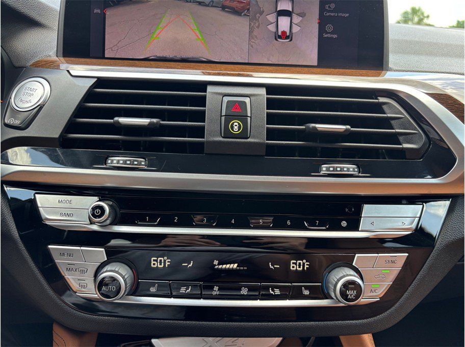 Used 2021 BMW X4 xDrive30i w/ Premium Package AWD/4WD image 33