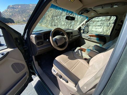 Used 2000 Ford Excursion Limited image 33