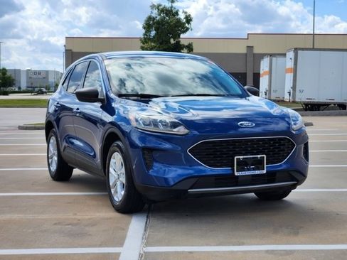 Certified 2022 Ford Escape SE w/ Convenience Package image 3