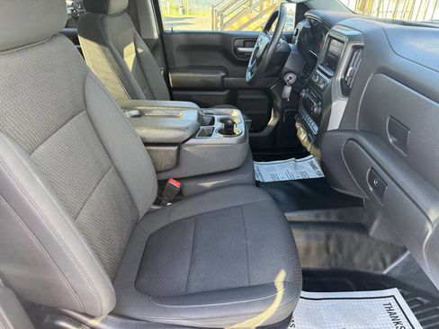 Used 2021 Chevrolet Silverado 1500 W/T w/ WT Value Package AWD/4WD image 18