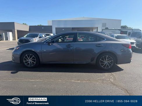 Used 2016 Lexus ES 350 w/ Luxury Package w/Wood Trim FWD image 6