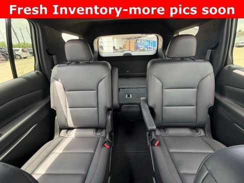 Used 2025 Chevrolet Traverse Z71 w/ Driver Confidence Package AWD/4WD image 9