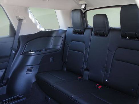 New 2026 Nissan Pathfinder SL image 22