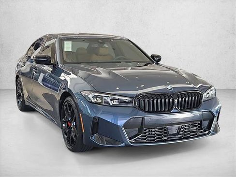 Used 2026 BMW 330i Sedan w/ M Sport Package RWD image 6