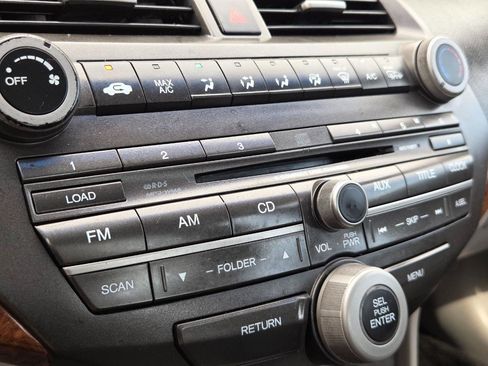 Used 2011 Honda Accord EX image 28