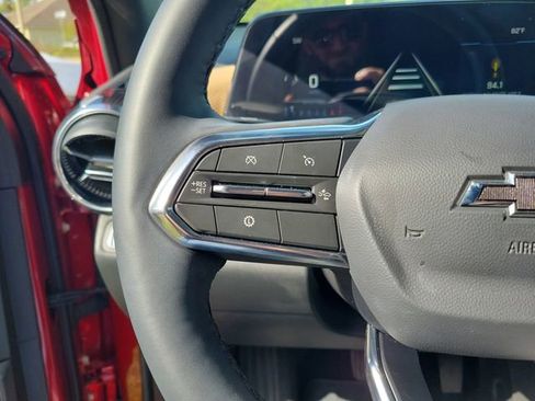 Used 2026 Chevrolet Equinox ACTIV w/ Convenience Package III image 17