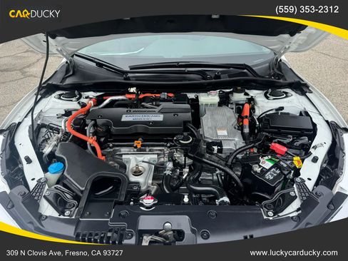 Used 2017 Honda Accord Touring image 30