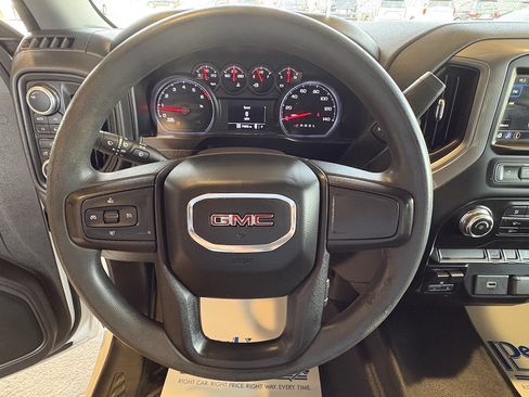 Used 2019 GMC Sierra 1500 4x4 Crew Cab w/ Convenience Package image 12