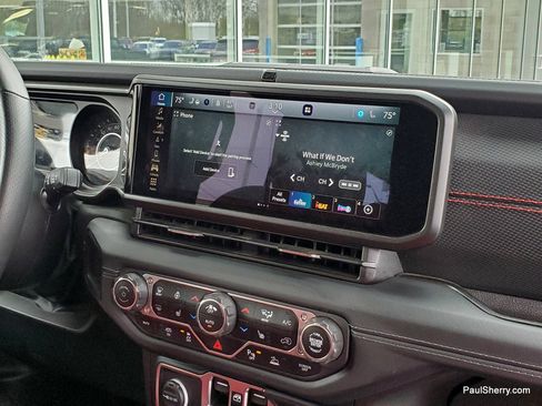 Used 2024 Jeep Wrangler Unlimited Rubicon 392 image 35