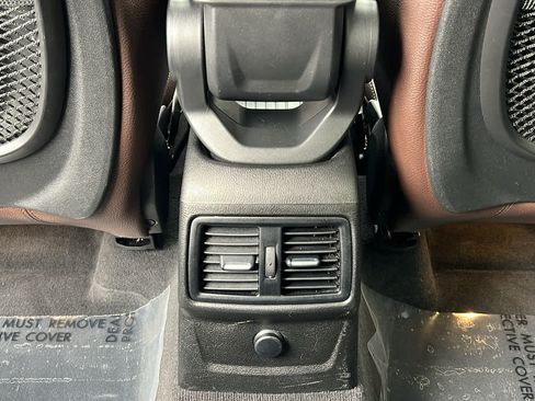 Used 2017 BMW X1 xDrive28i AWD/4WD image 25