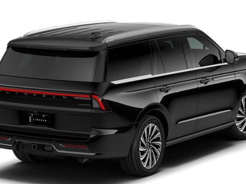 New 2027 Lincoln Navigator Black Label AWD/4WD image 3