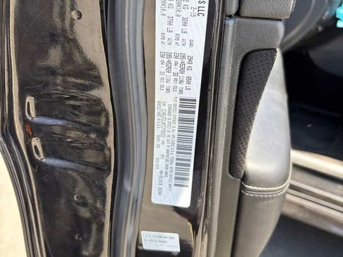 Used 2015 Jeep Grand Cherokee SRT AWD/4WD image 9