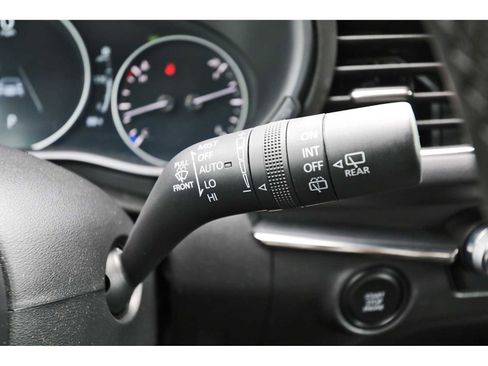 Used 2025 MAZDA MAZDA3 s FWD image 18