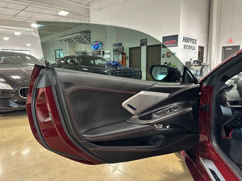 Used 2020 Chevrolet Corvette Stingray 3LT Z51 Performance C w/ 3LT Preferred Equipment Group image 11