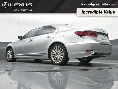 Used 2013 Lexus LS 460 w/ Comfort Pkg RWD image 36