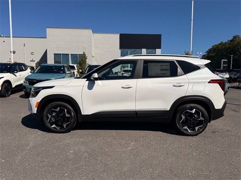 New 2026 Kia Seltos S image 4