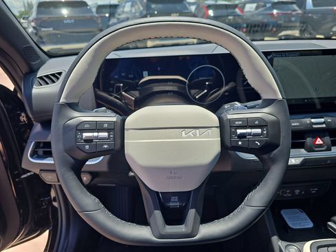 New 2026 Kia K4 GT-Line FWD image 30