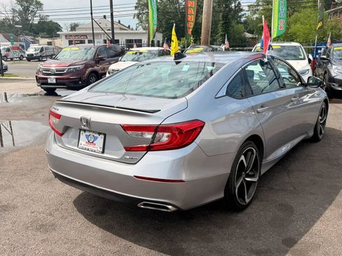 Used 2022 Honda Accord Sport image 7