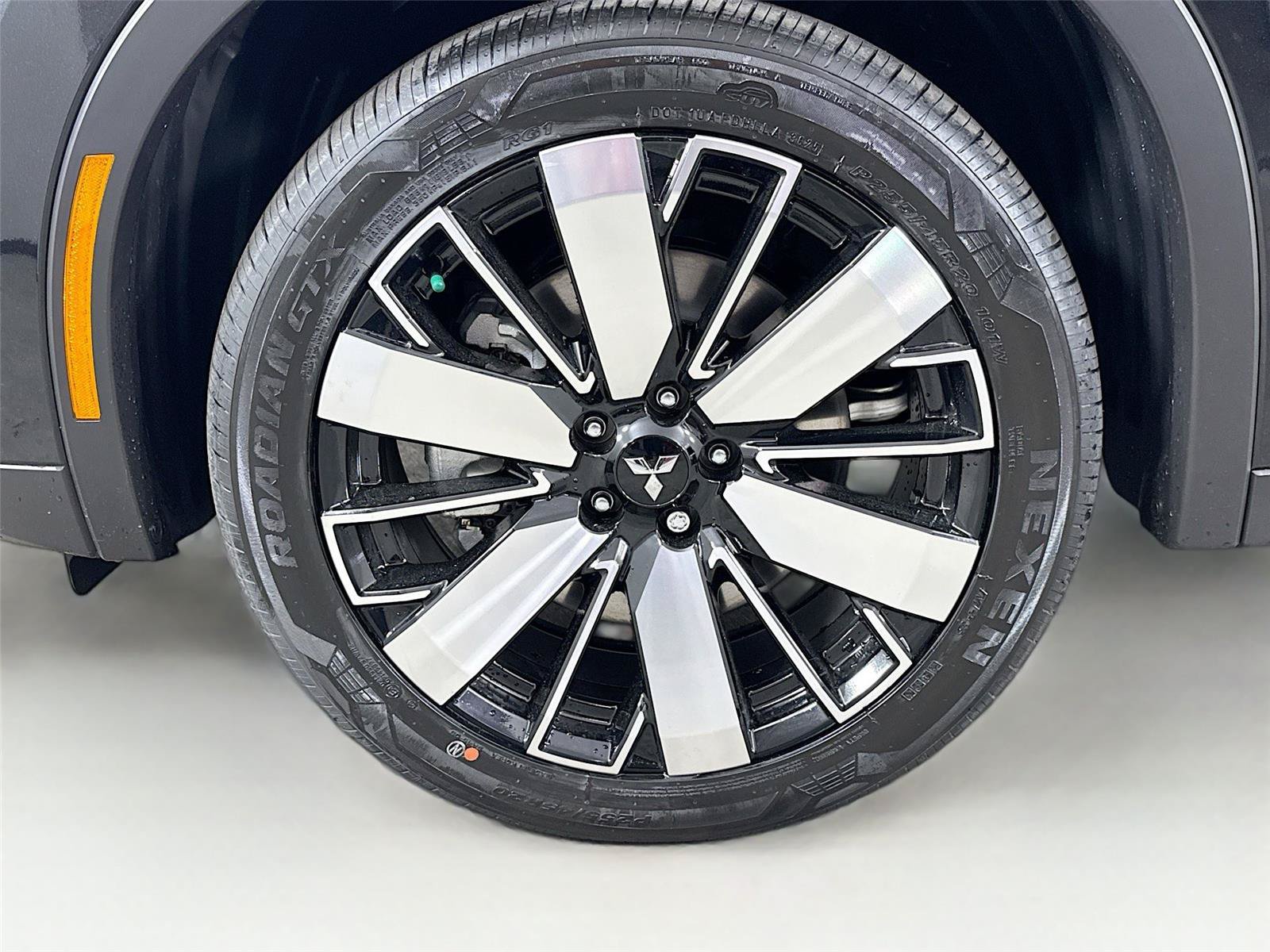 New 2026 Mitsubishi Outlander SE AWD/4WD image 30