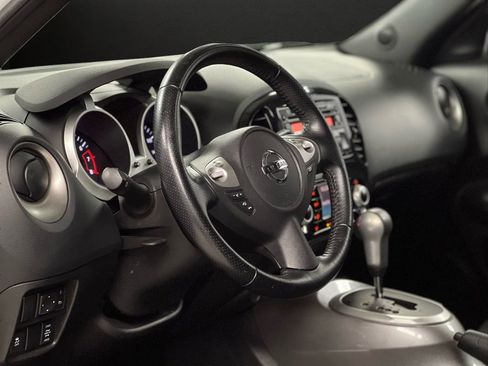 Used 2013 Nissan Juke SV AWD/4WD image 16