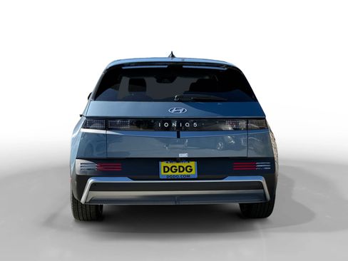 New 2026 Hyundai Ioniq 5 SEL image 4