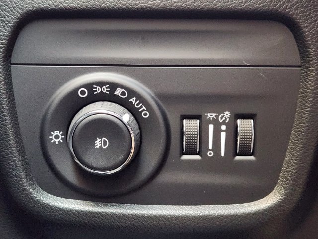 Certified 2026 Jeep Grand Cherokee L Limited AWD/4WD image 25