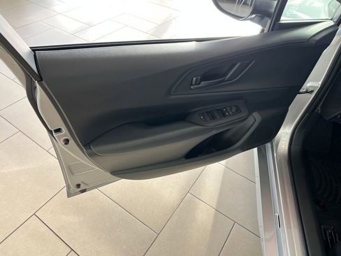 New 2025 Toyota Prius Plug-In Hybrid image 11