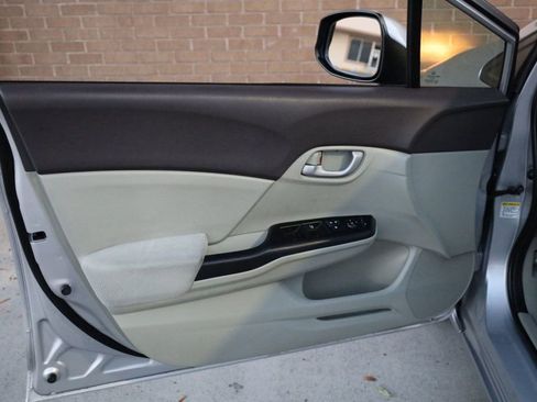 Used 2012 Honda Civic LX image 12