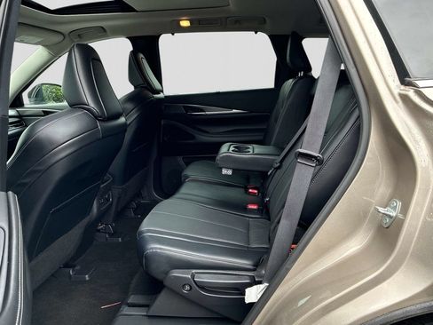 Used 2023 INFINITI QX60 Luxe AWD/4WD image 17