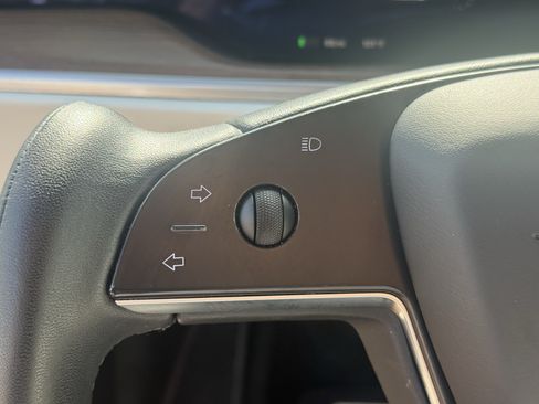 Used 2022 Tesla Model X AWD/4WD image 16