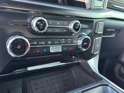 Certified 2023 Ford F150 Platinum w/ Equipment Group 701A High image 24