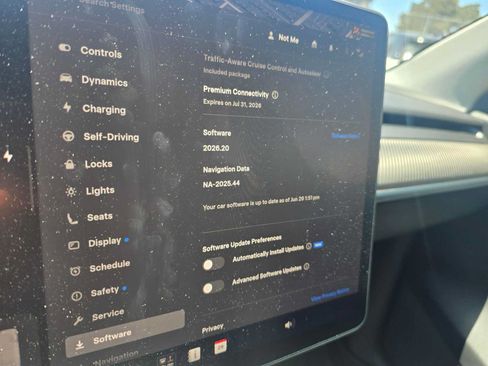 Used 2022 Tesla Model Y Performance AWD/4WD image 30