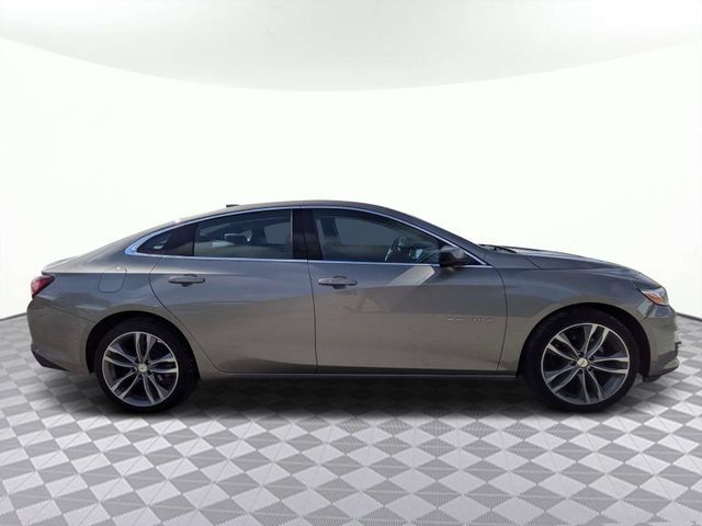 Used 2024 Chevrolet Malibu LT FWD image 2