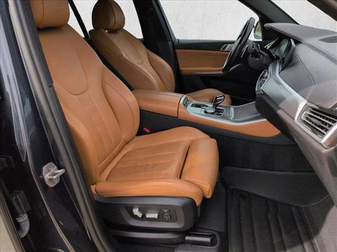 Used 2022 BMW X5 sDrive40i w/ M Sport Package image 22