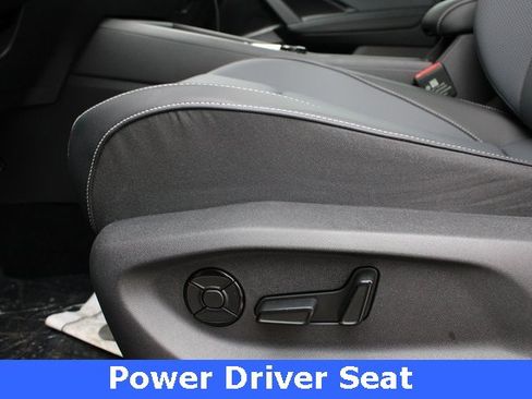 New 2026 Volkswagen Tiguan SE image 3